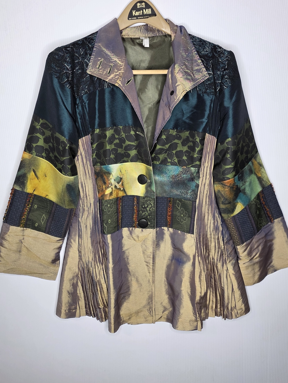 Lindi Artsy Patchwork Pleated Metallic Jacket Size L